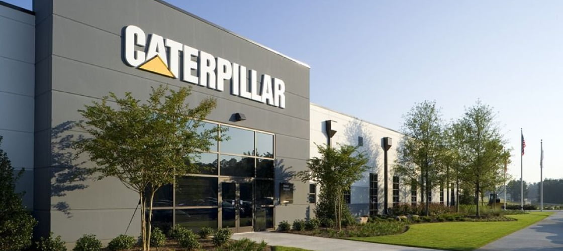 Обкладинка новини «Caterpillar призупиняє діяльність на російських виробничих потужностях!»
