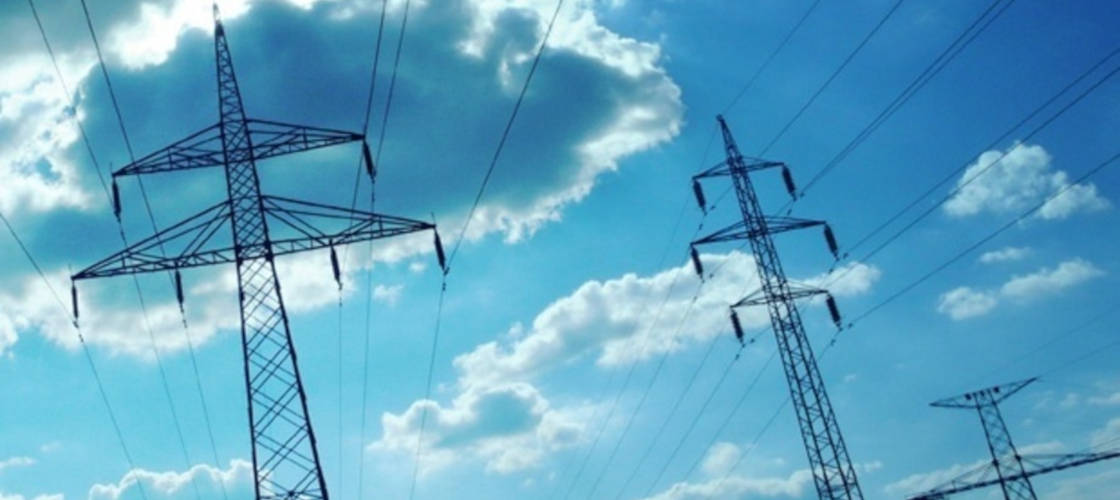 Обкладинка новини «В НКРЭКУ рассказали, сколько лет осталось электросетям до 100% износа»